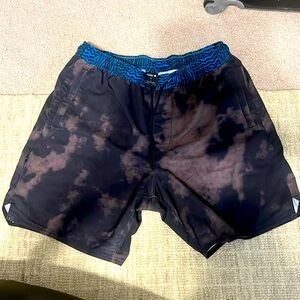 Stance M complex hybrid shorts in bleach-type tie-dye pattern